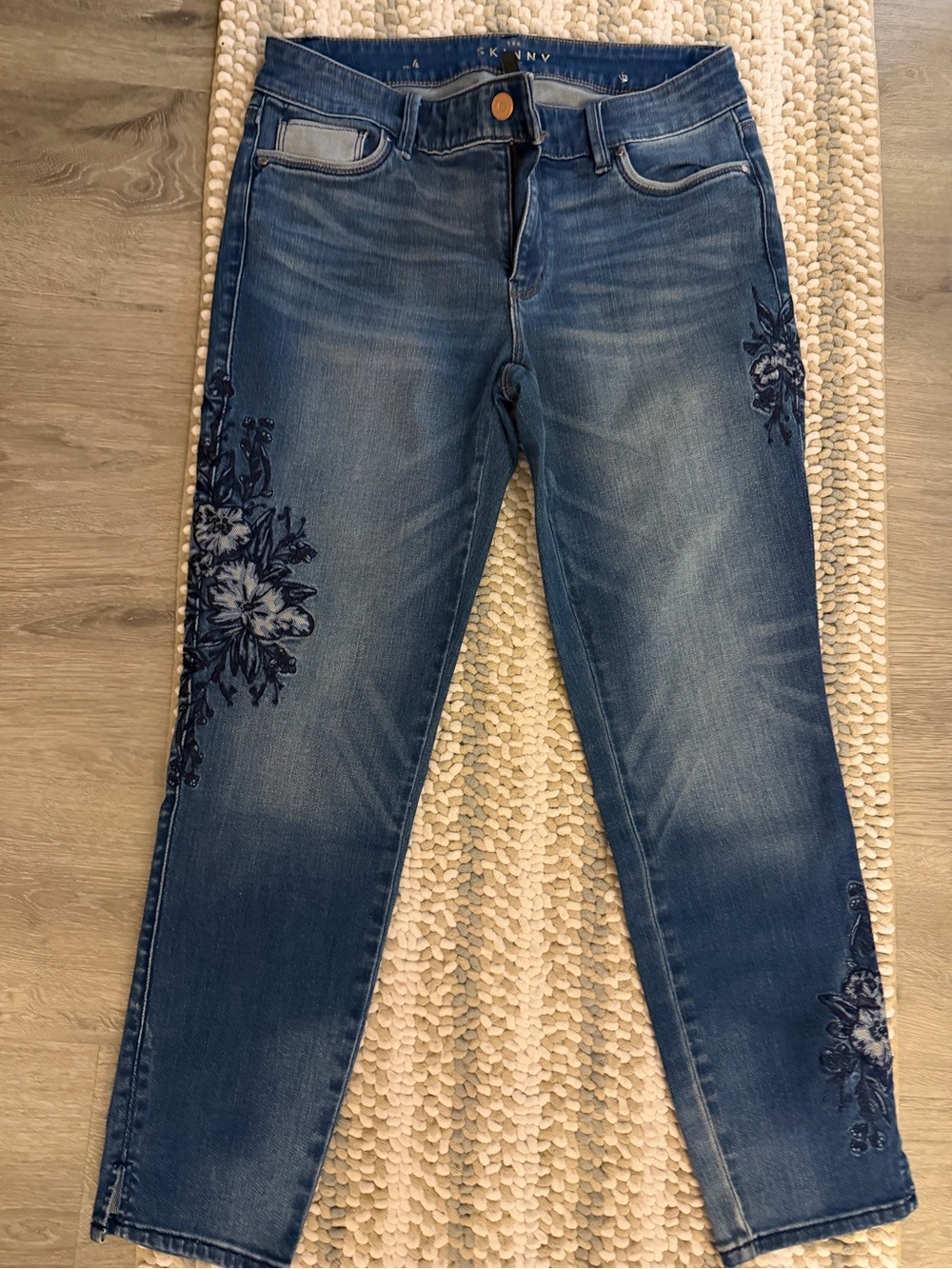 White House Black Market Blue Embroidered Cropped Jeans